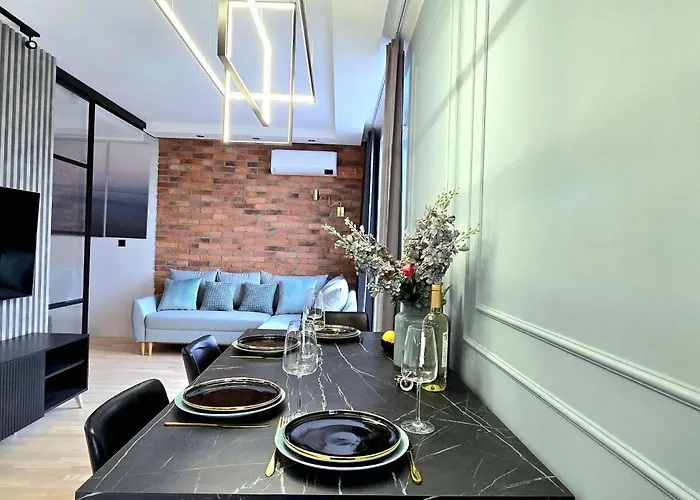 Triapart Nad Motlawa * غدانسك